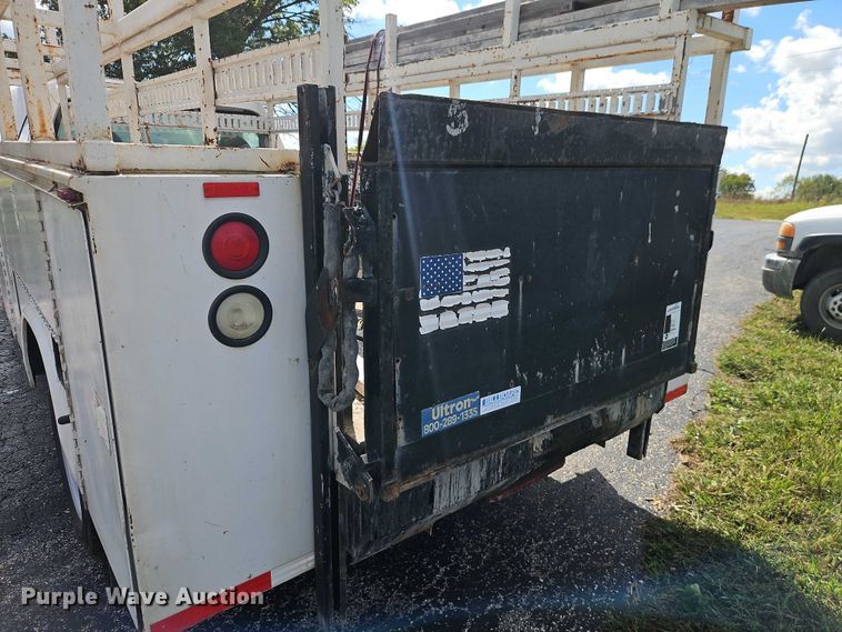 image for item EO4688 2008 Ford F550 Super Duty utility / service truck