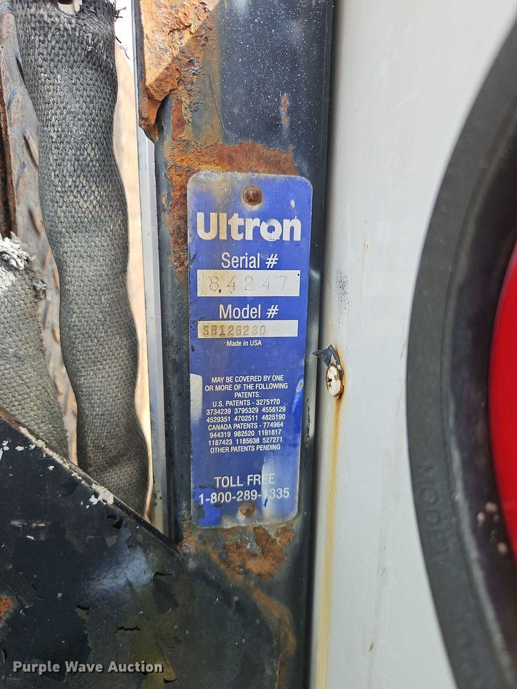 image for item EO4688 2008 Ford F550 Super Duty utility / service truck