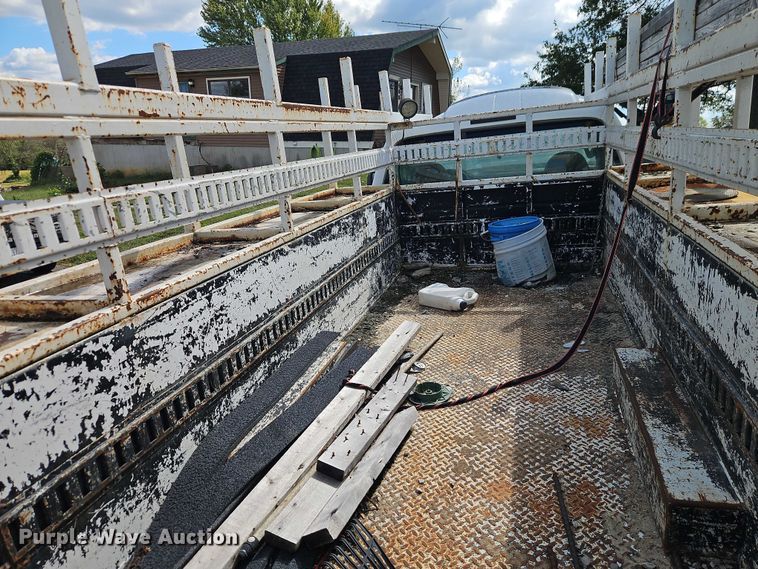 image for item EO4688 2008 Ford F550 Super Duty utility / service truck