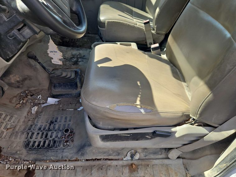 image for item EO4688 2008 Ford F550 Super Duty utility / service truck