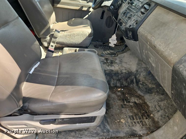 image for item EO4688 2008 Ford F550 Super Duty utility / service truck