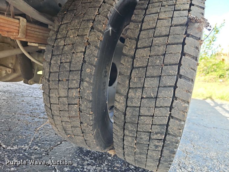 image for item EO4688 2008 Ford F550 Super Duty utility / service truck