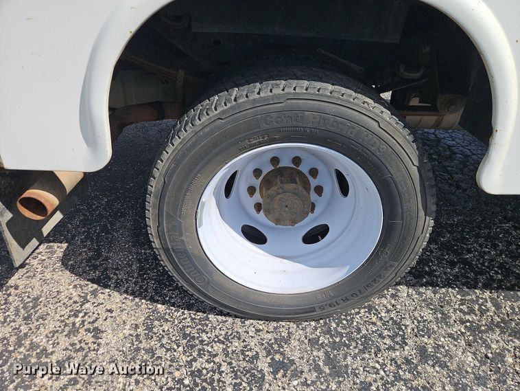 image for item EO4688 2008 Ford F550 Super Duty utility / service truck