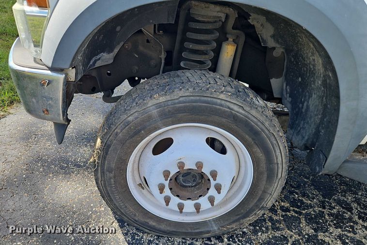 image for item EO4688 2008 Ford F550 Super Duty utility / service truck
