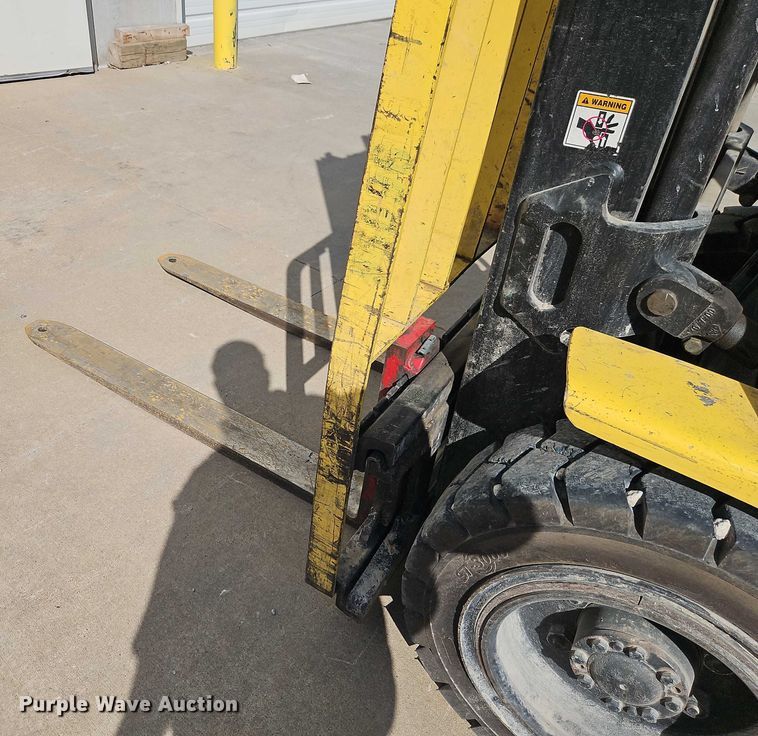 image for item EO4689 Hyster H50XM forklift