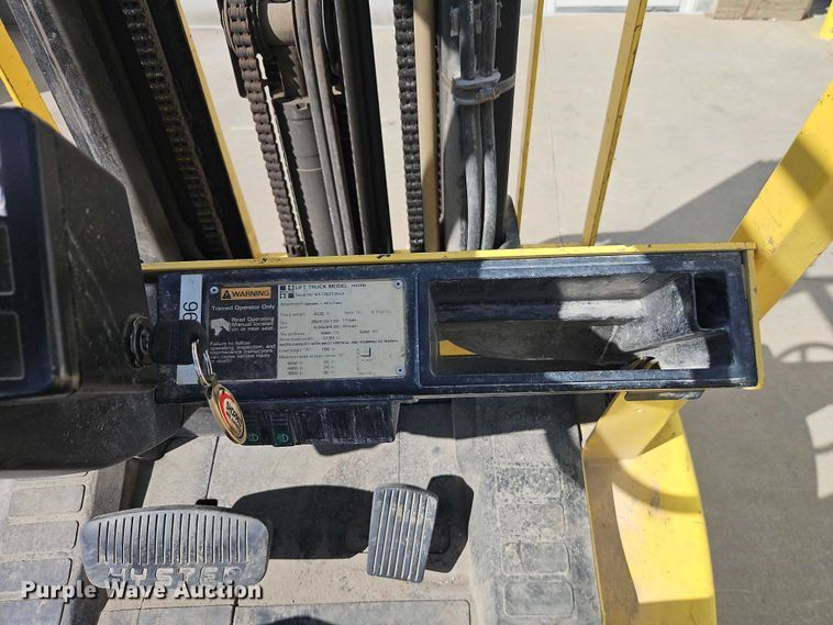 image for item EO4689 Hyster H50XM forklift