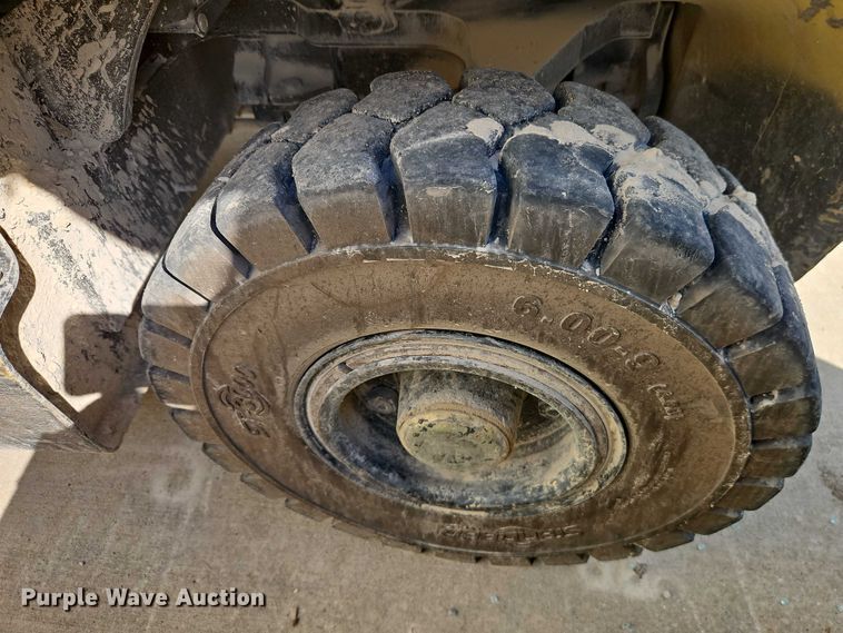 image for item EO4689 Hyster H50XM forklift