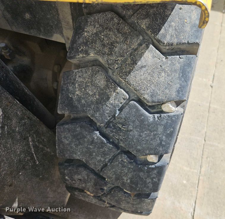 image for item EO4689 Hyster H50XM forklift