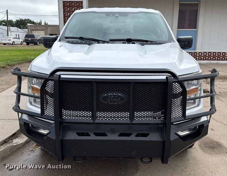 image for item EP0646 2021 Ford F150 SuperCrew pickup truck