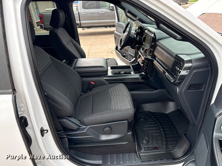 image for item EP0646 2021 Ford F150 SuperCrew pickup truck