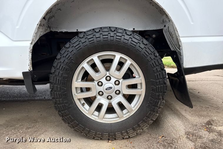 image for item EP0646 2021 Ford F150 SuperCrew pickup truck