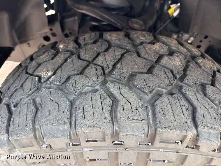 image for item EP0646 2021 Ford F150 SuperCrew pickup truck