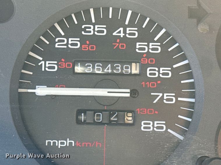 image for item EP0681 1996 Jeep Cherokee SUV