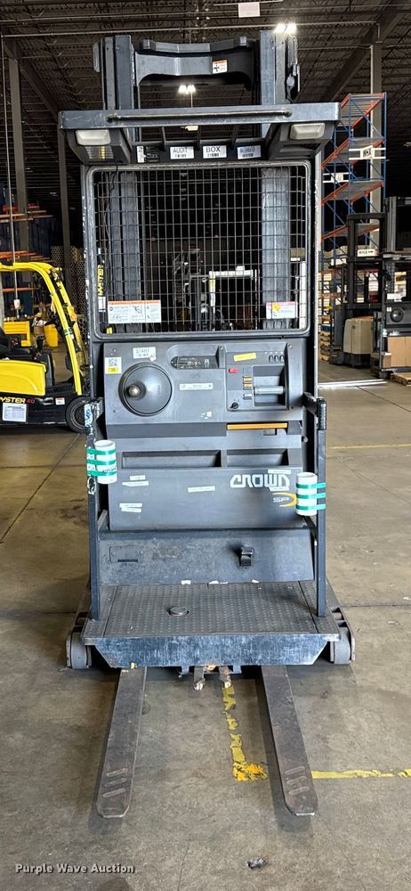 image for item ER0093 2013 Crown SP3505-30 order picker