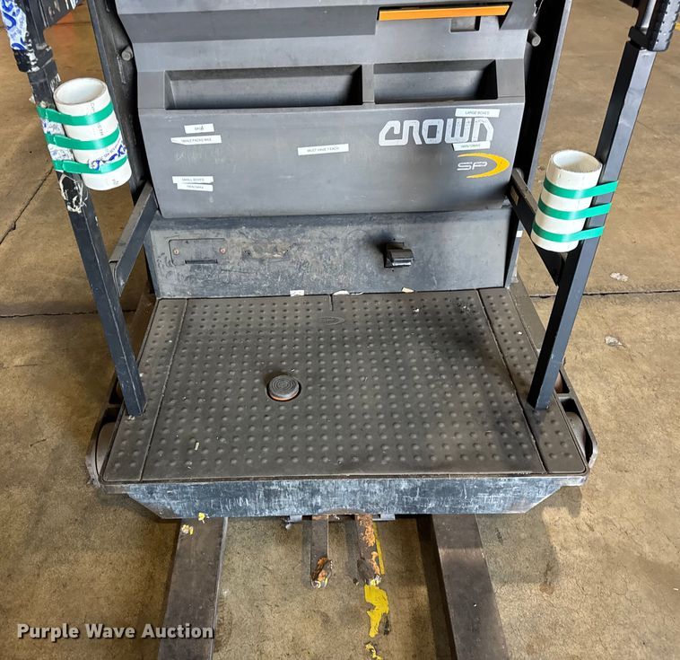 image for item ER0093 2013 Crown SP3505-30 order picker