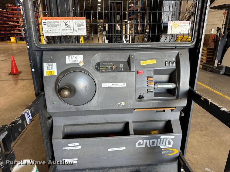 image for item ER0093 2013 Crown SP3505-30 order picker