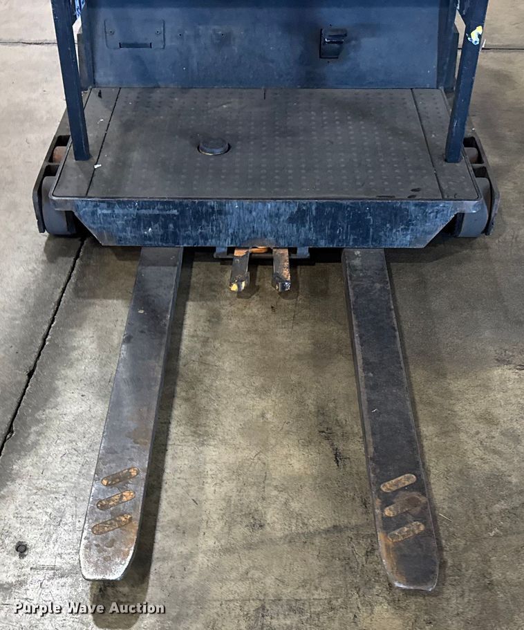 image for item ER0094 2013 Crown SP3505-30 order picker