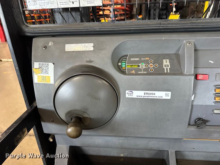 image for item ER0094 2013 Crown SP3505-30 order picker