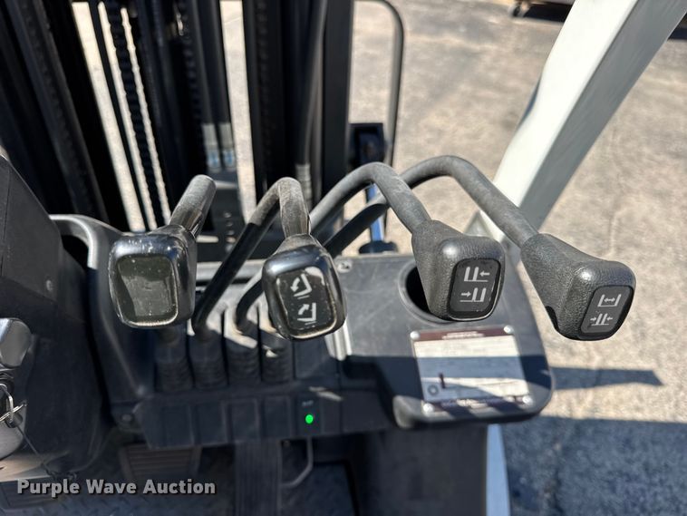 image for item ER0096 2017 UniCarriers PF50 forklift