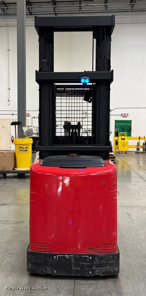 image for item ER0097 2017 Raymond 5400 order picker