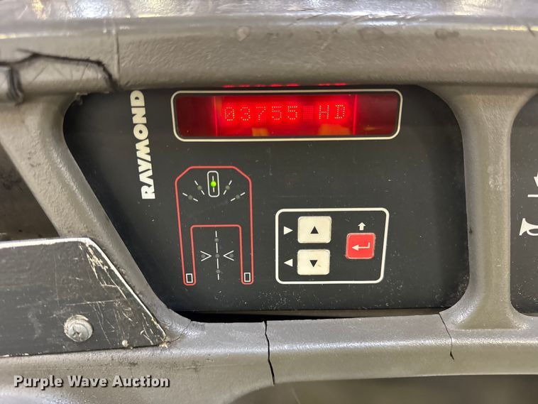 image for item ER0098 2017 Raymond 5400 order picker