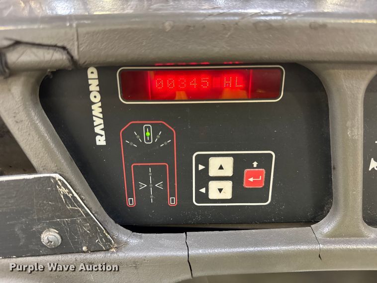 image for item ER0098 2017 Raymond 5400 order picker