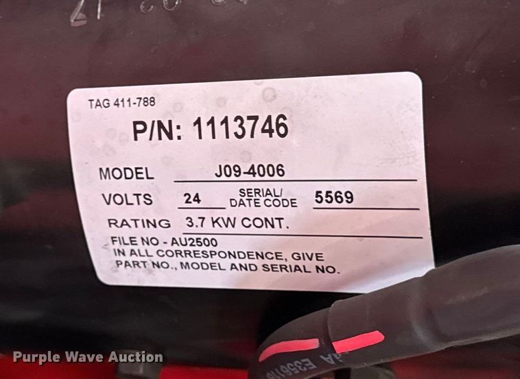 image for item ER0098 2017 Raymond 5400 order picker