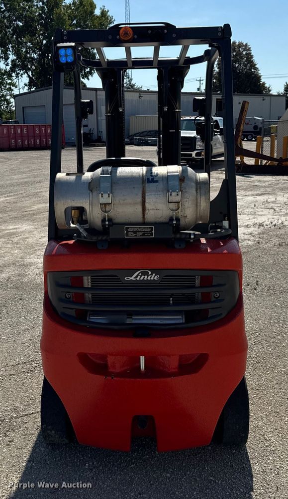 image for item ER0104 2023 Linde HT25CT forklift