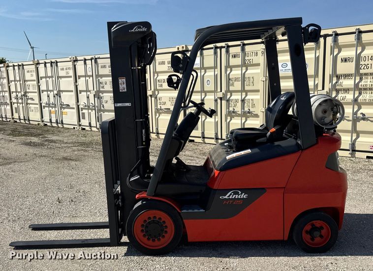 image for item ER0104 2023 Linde HT25CT forklift