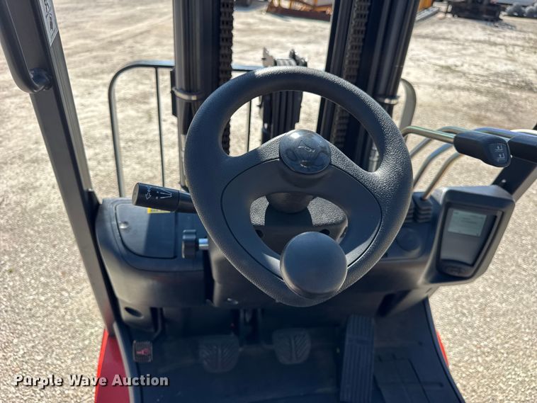 image for item ER0104 2023 Linde HT25CT forklift