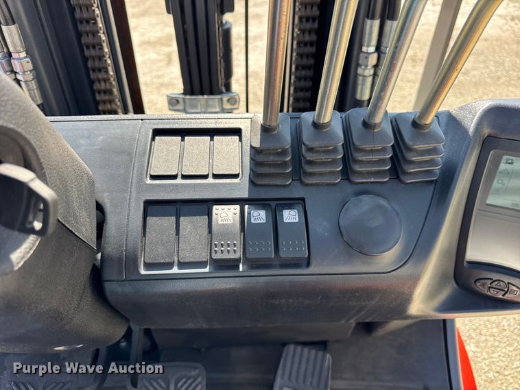 image for item ER0104 2023 Linde HT25CT forklift