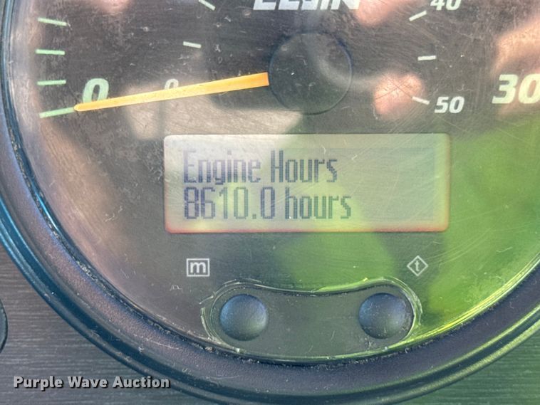 image for item ER0106 2013 Elgin Pelican Series NP street sweeper