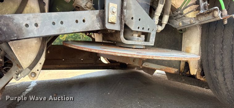 image for item ER0107 2009 Elgin Pelican Series NP street sweeper