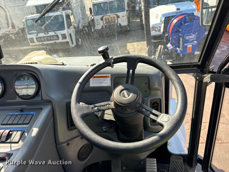 image for item ER0107 2009 Elgin Pelican Series NP street sweeper