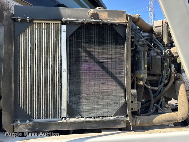 image for item ER0107 2009 Elgin Pelican Series NP street sweeper