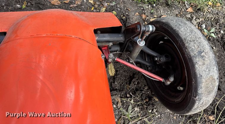 image for item ER0139 Formula V race car