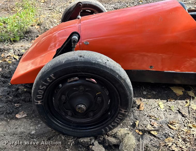 image for item ER0139 Formula V race car