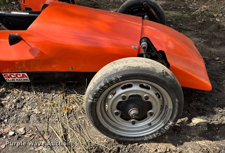 image for item ER0139 Formula V race car