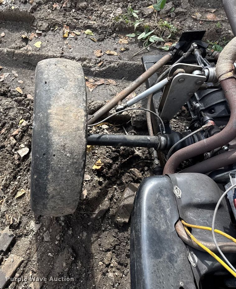 image for item ER0139 Formula V race car