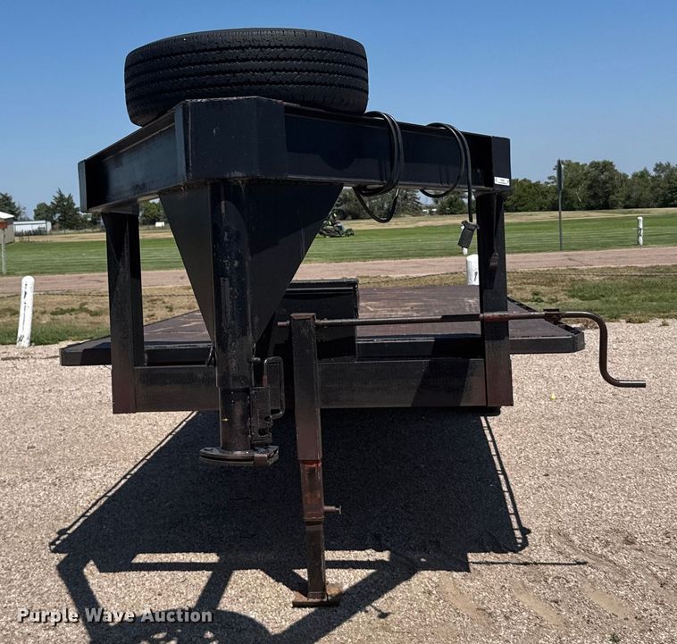 image for item ER2240 1979 Shop built flatbed trailer