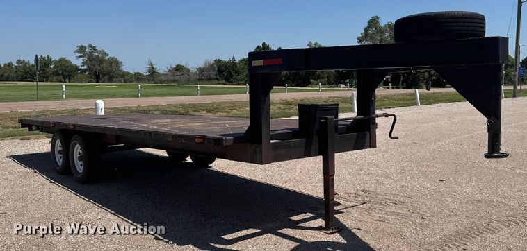 image for item ER2240 1979 Shop built flatbed trailer