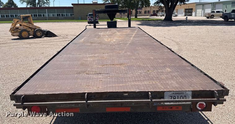 image for item ER2240 1979 Shop built flatbed trailer