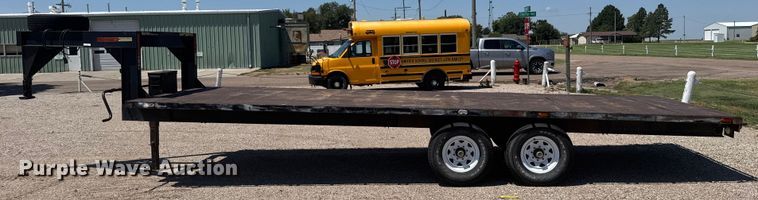 image for item ER2240 1979 Shop built flatbed trailer