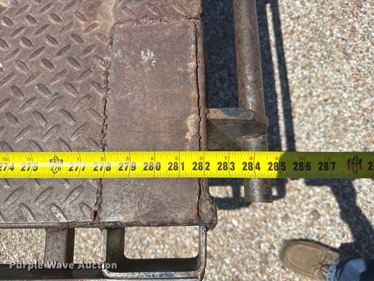 image for item ER2240 1979 Shop built flatbed trailer