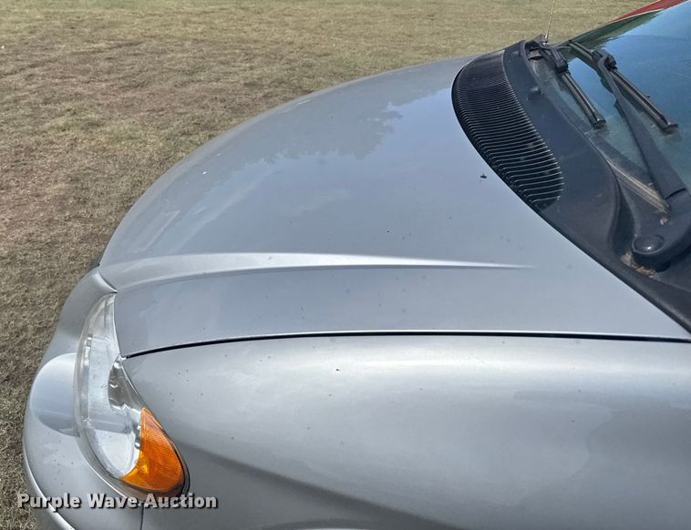 image for item ER2446 2006 Chrysler Town and Country van