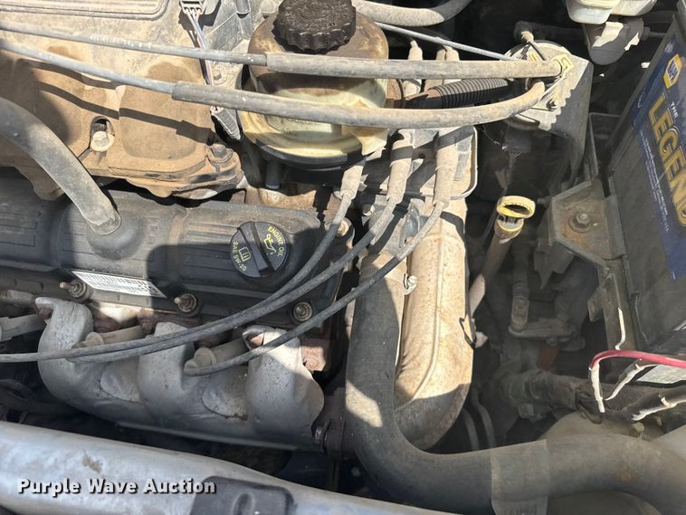 image for item ER2446 2006 Chrysler Town and Country van