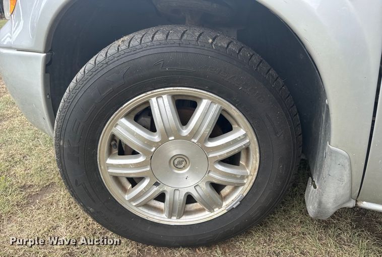 image for item ER2446 2006 Chrysler Town and Country van