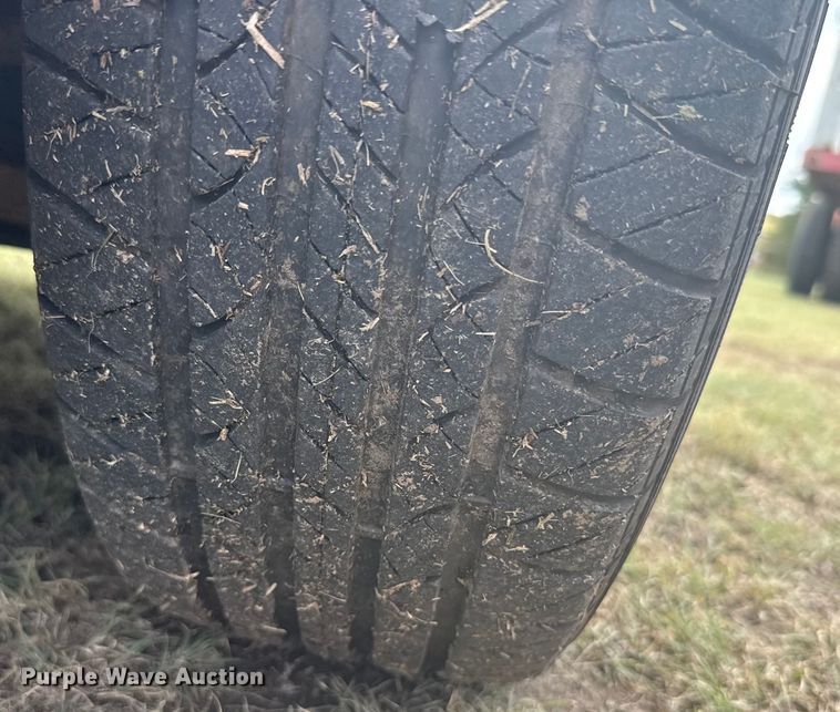 image for item ER2446 2006 Chrysler Town and Country van