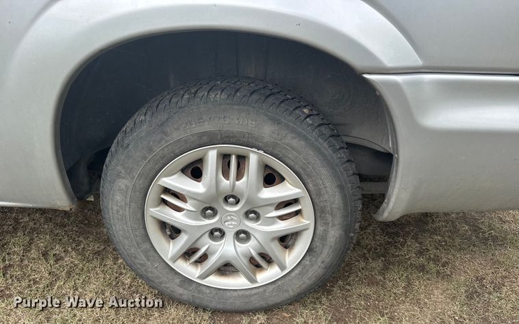 image for item ER2446 2006 Chrysler Town and Country van