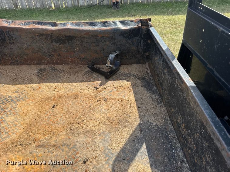 image for item ER2450 2002 Cushman Turf-Truckster utility vehicle